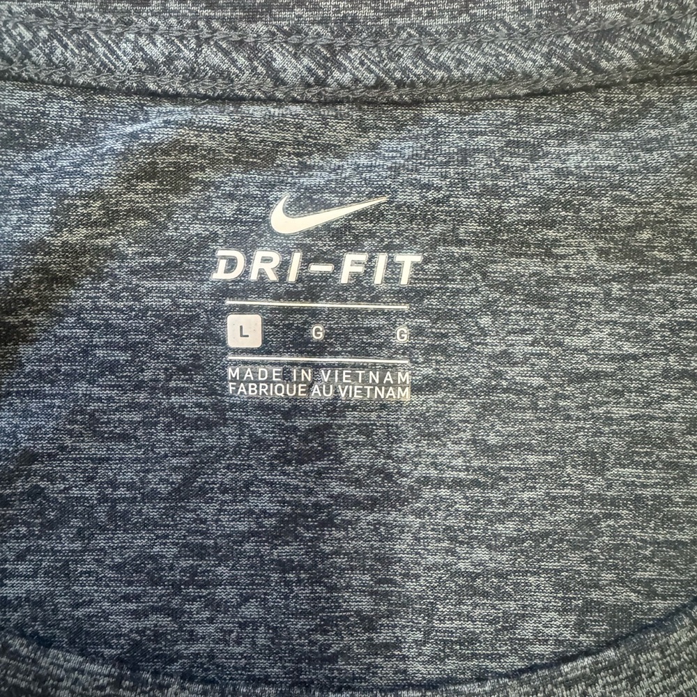 Nike Dry Fit Top - Picture 4 of 6